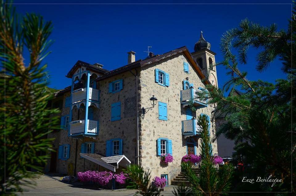 La Corte Appartamenti Livigno Exteriör bild